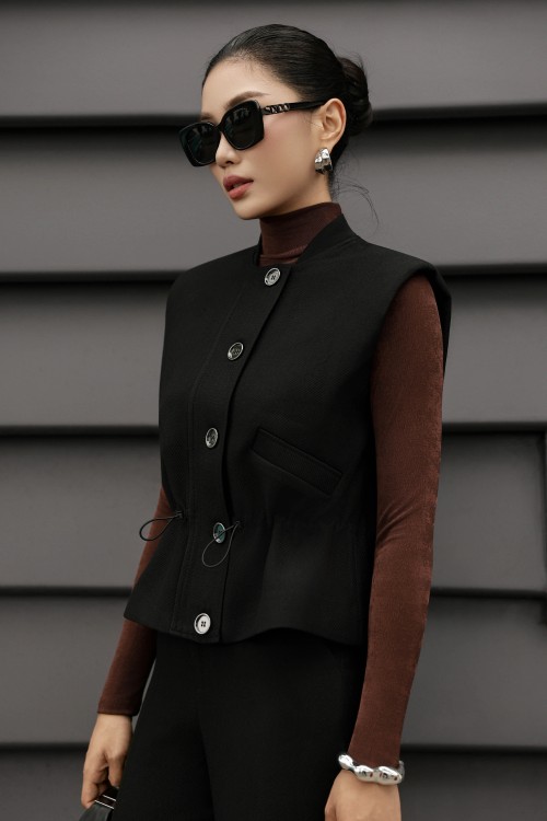 Sixdo Black Woven Waistcoat